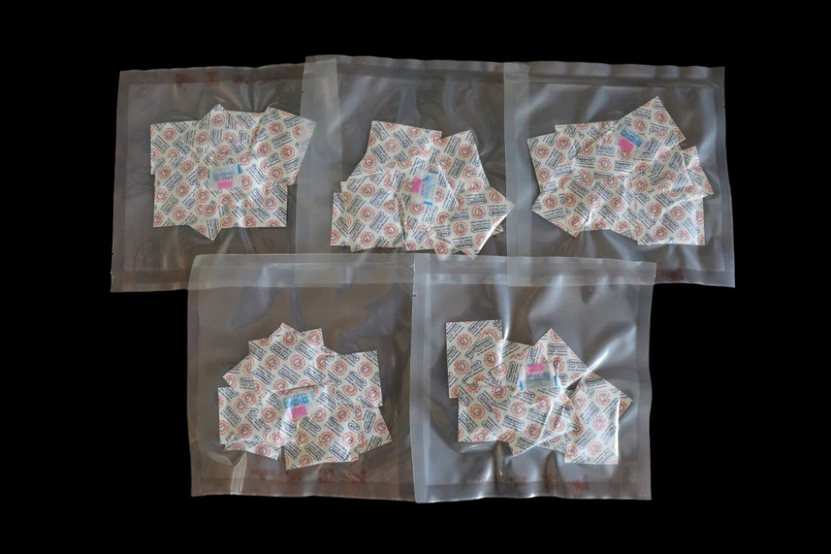 1 Quart Mylar Zip Lock Bags + 300 cc Oxygen Absorbers (50-COUNT).